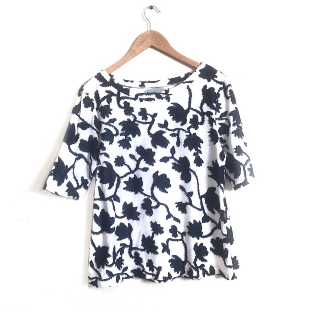 Loft navy blue embroided blouse #E68